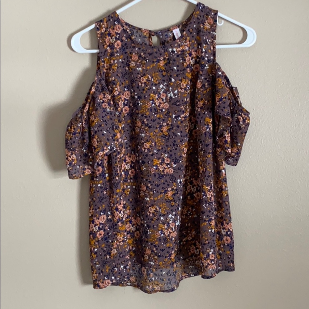 Cold Shoulder blouse
